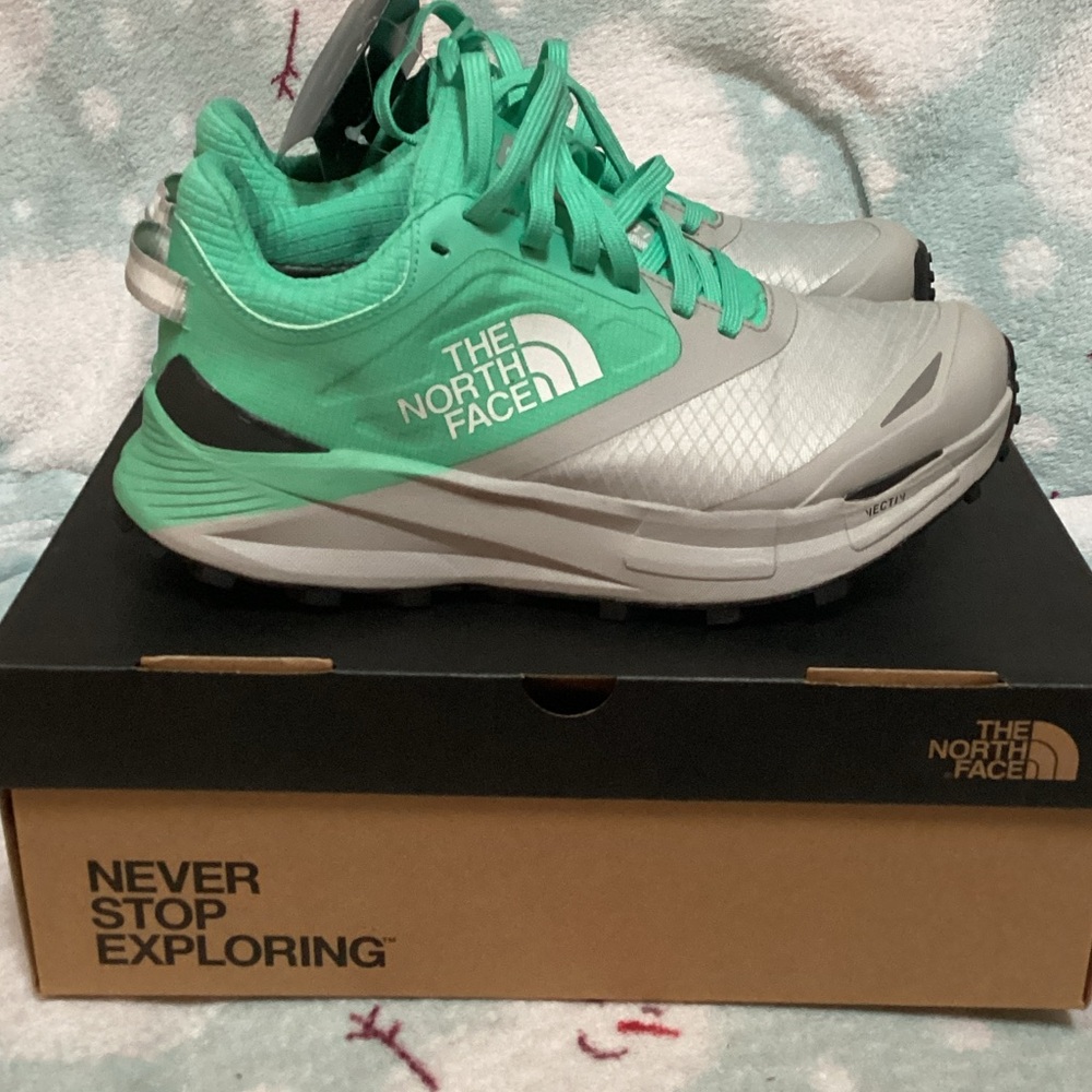 The North Face Women’s Vectiv Enduris 3 Futurelight